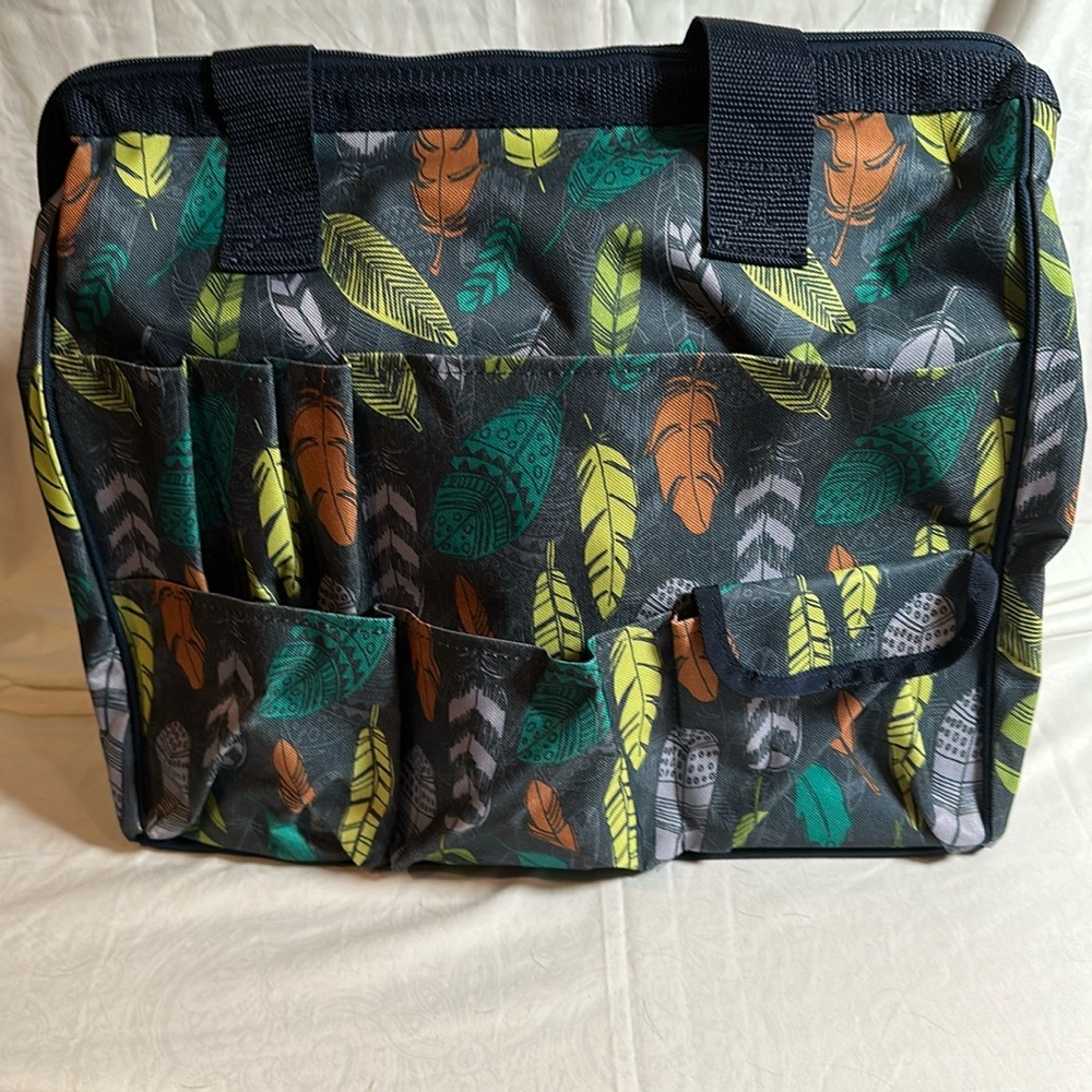 Thirty One Get Creative Carry All NIP Falling Feathers
